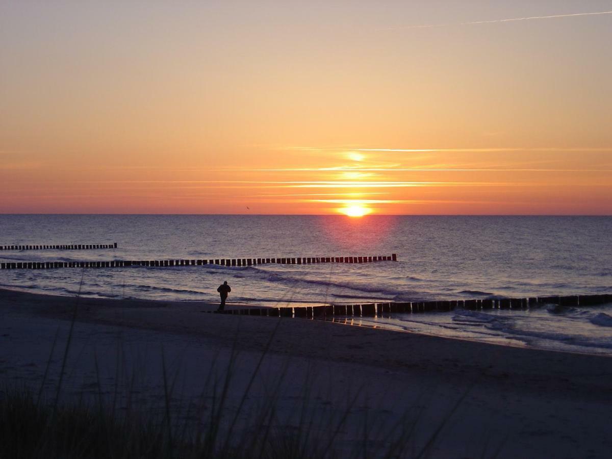 Ferienwohnung Am Strand Zingst Kültér fotó